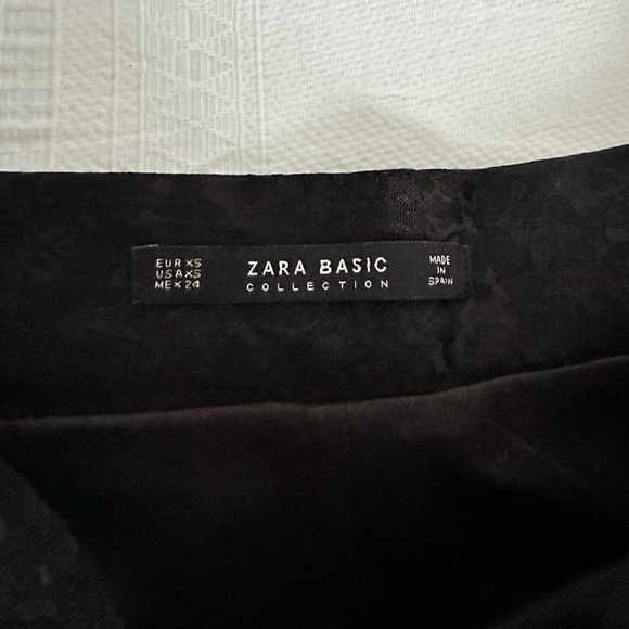 Zara Sequin Mini Skirt - Picture 5 of 6